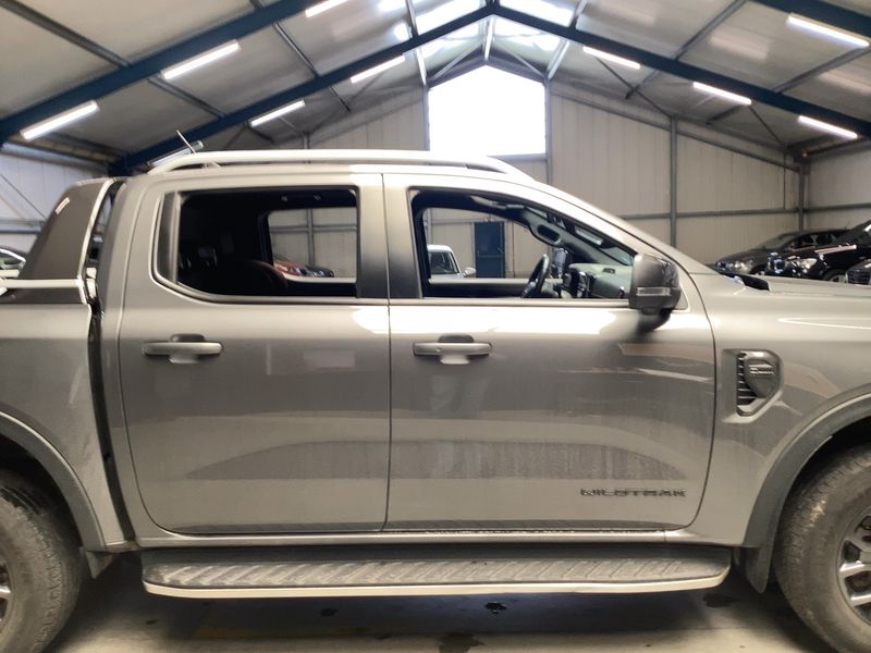 Ford Ranger 2.0 TDCi EcoBlue Wildtrak e-4WD Doppelkabine — zdjęcie 7