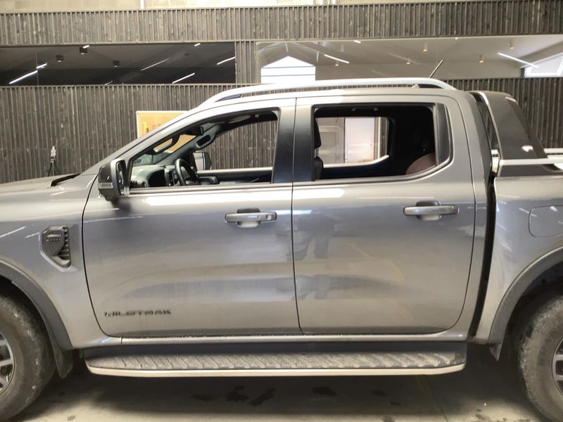 Ford Ranger 2.0 TDCi EcoBlue Wildtrak e-4WD Doppelkabine — zdjęcie 4