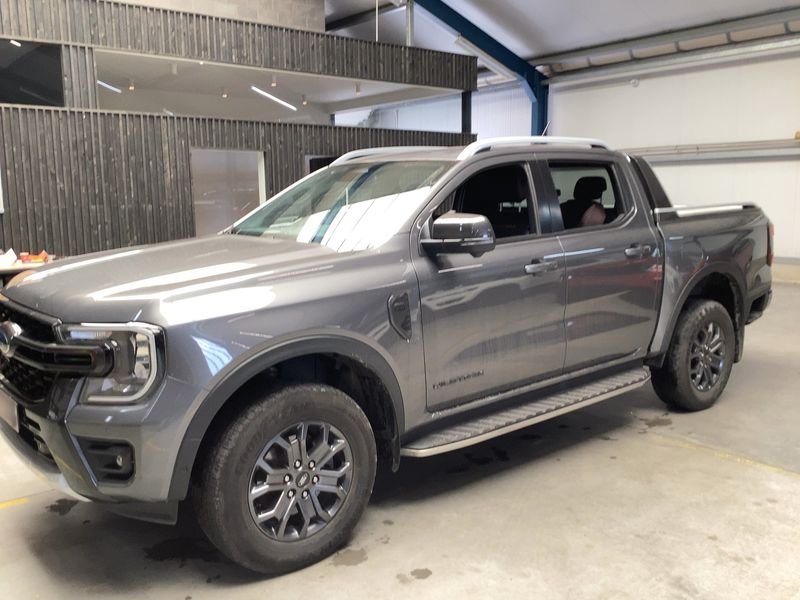 Ford Ranger 2.0 TDCi EcoBlue Wildtrak e-4WD Doppelkabine — zdjęcie 2