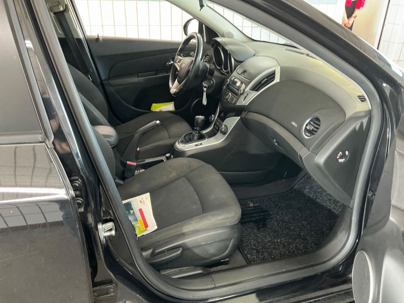 Chevrolet Cruze 2.0 Diesel LT — zdjęcie 3