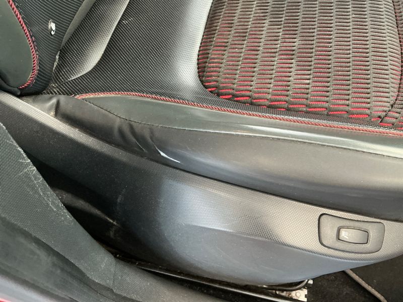Renault Captur 1.5 dCi Energy Helly Hansen 2015 – снимка 38