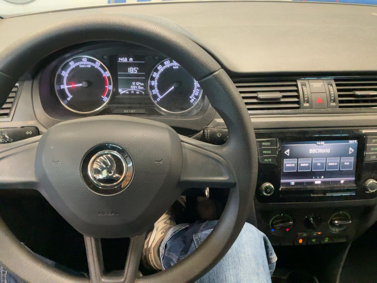 Skoda Rapid 2017 — photo 19