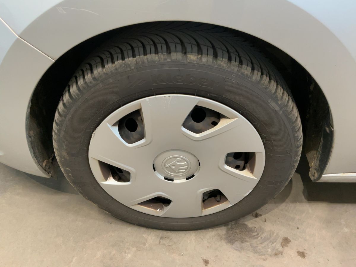 Skoda Rapid 2017 — photo 4