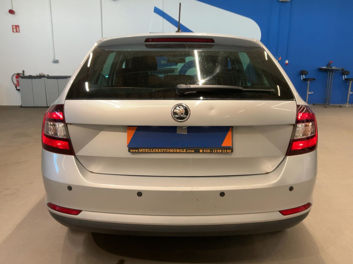 Skoda Rapid 2017 — photo 8