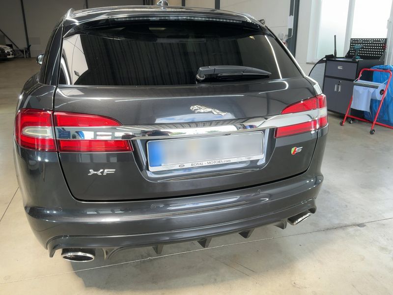 Jaguar XF 3.0 D V6 S — zdjęcie 5