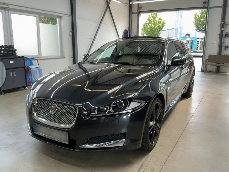 Jaguar XF 3.0 D V6 S