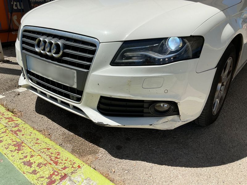 Audi A4 2.0 TDI 2009 – снимка 28
