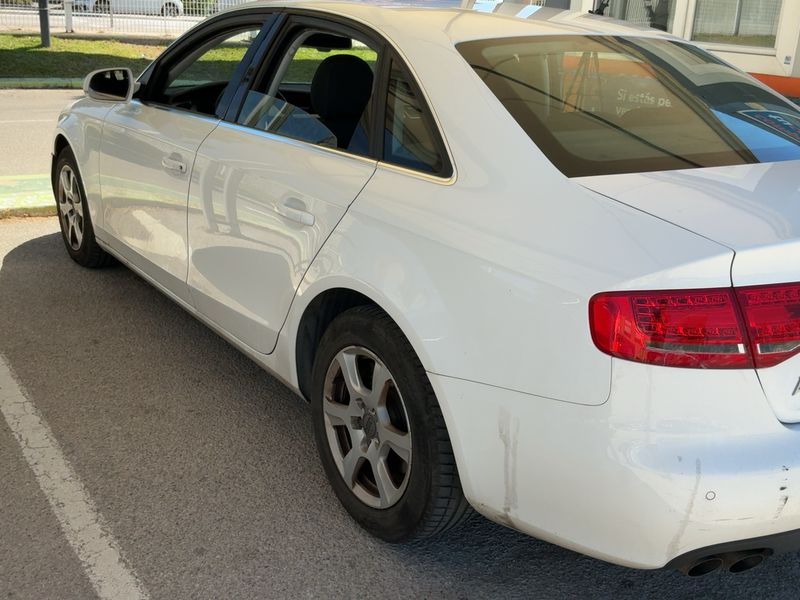 Audi A4 2.0 TDI 2009 – снимка 6
