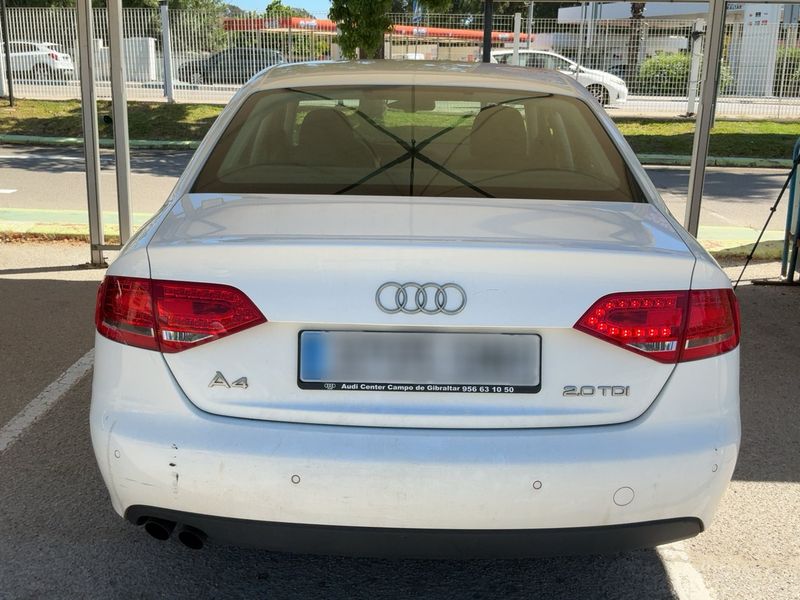 Audi A4 2.0 TDI 2009 – снимка 7