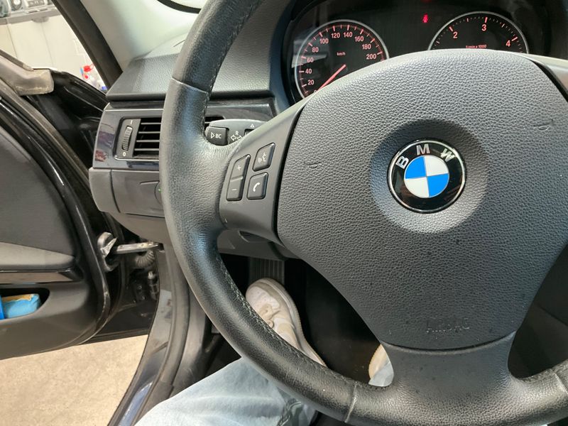 BMW 3er 320d 2012 – снимка 24