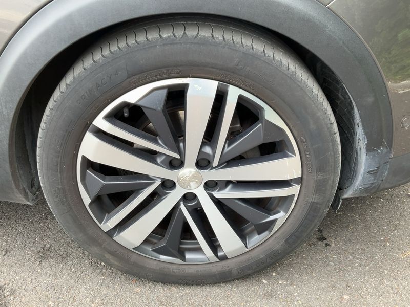 Peugeot 3008 2.0 Blue-HDi GT 2017 – снимка 11