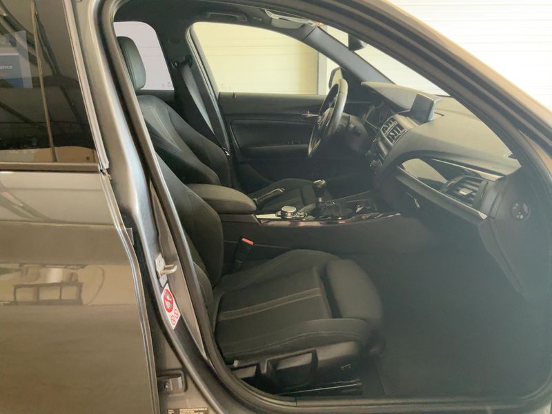 BMW 1er 116d Sport Line 2016 – снимка 16