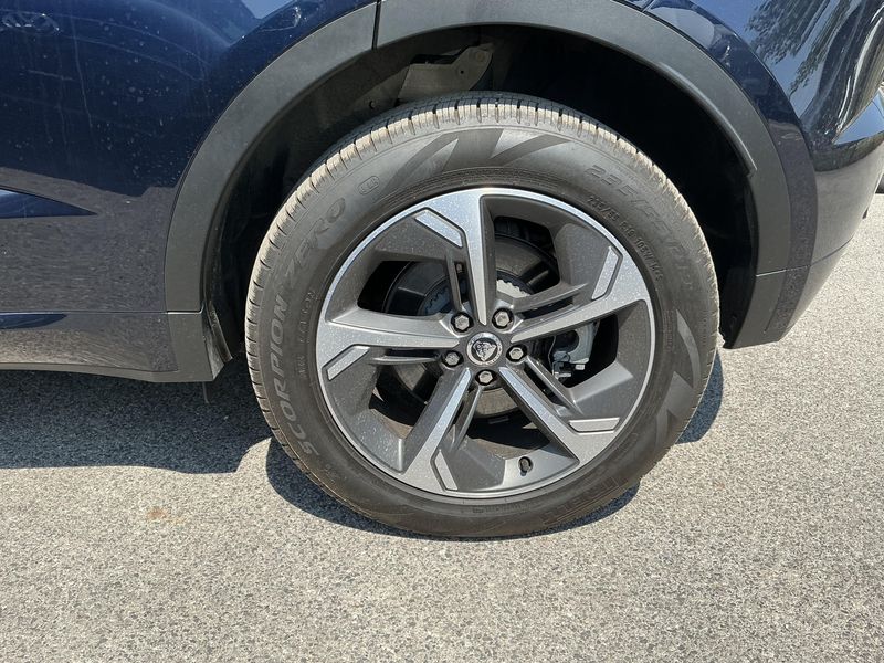 Jaguar E-Pace P300e Plug-in Hybrid R-Dynamic SE AWD 2024 – снимка 5