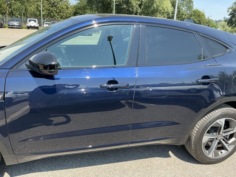 Jaguar E-Pace P300e Plug-in Hybrid R-Dynamic SE AWD — zdjęcie 4