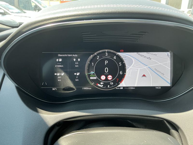 Jaguar E-Pace P300e Plug-in Hybrid R-Dynamic SE AWD — zdjęcie 13