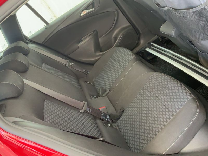 Opel Astra 1.2 Turbo Edition Start/Stop 2022 – снимка 20