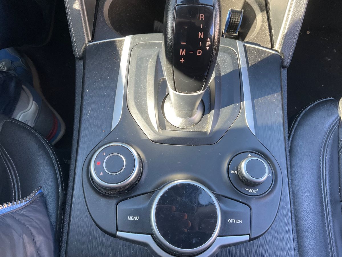 Alfa Romeo 2018 — photo 30