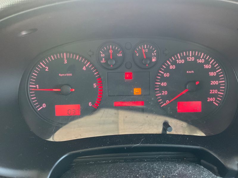 Seat Toledo 1.9 TDI Signo — zdjęcie 4