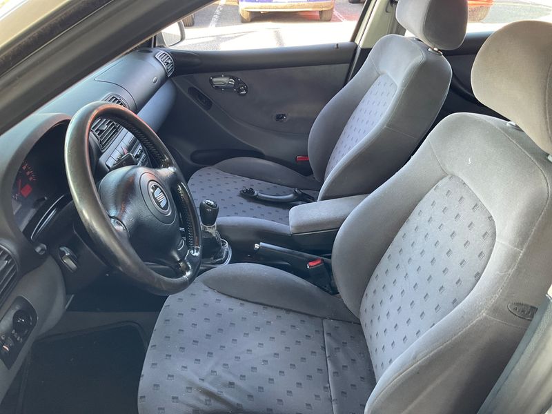 Seat Toledo 1.9 TDI Signo — zdjęcie 3