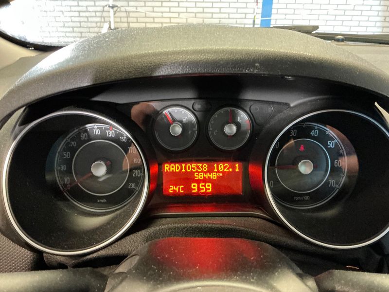 Fiat Punto 0.9 My Punto — zdjęcie 13