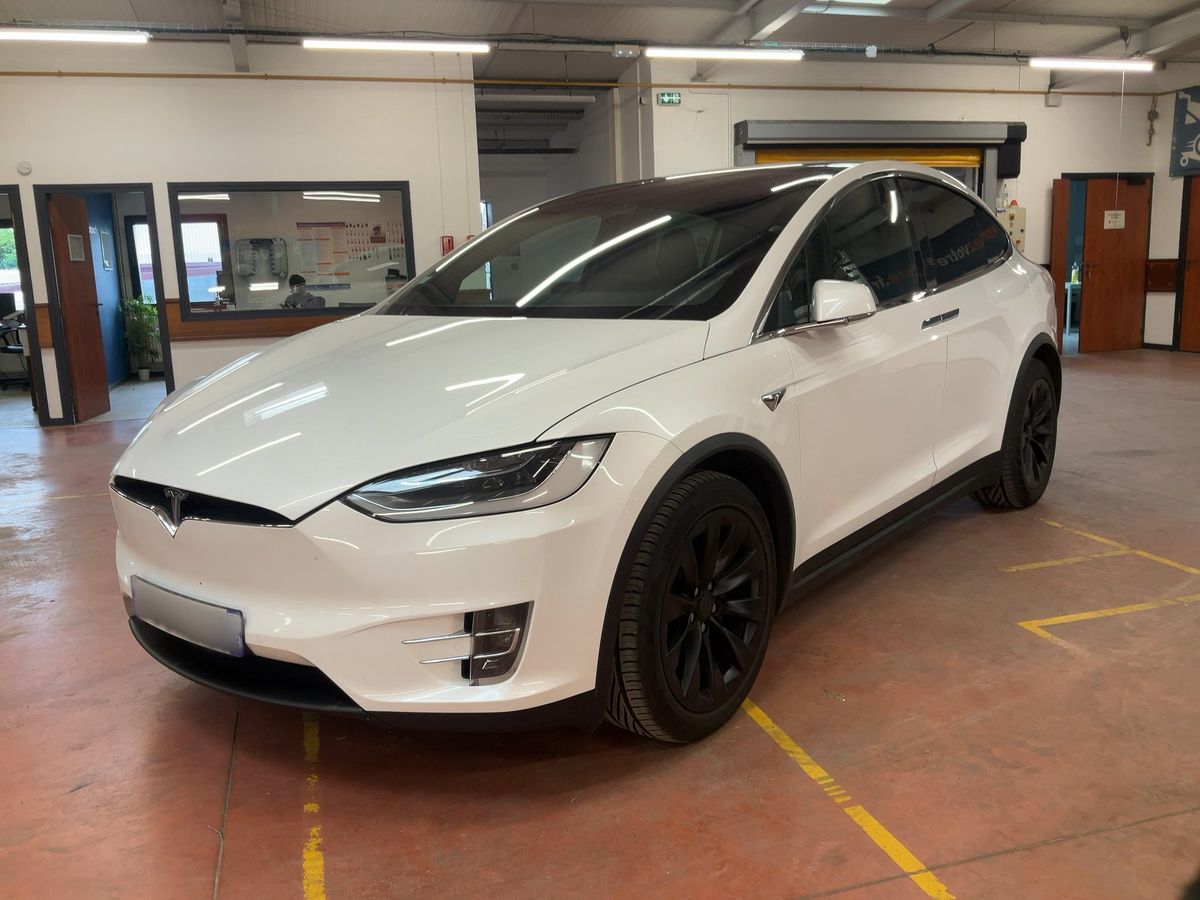 Tesla Model 2017