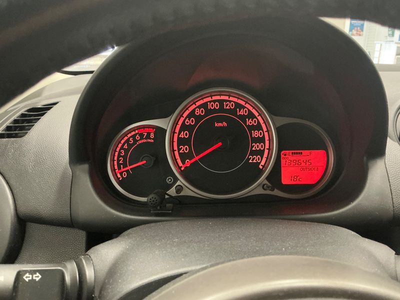 Mazda 2 1.3 Active — zdjęcie 4