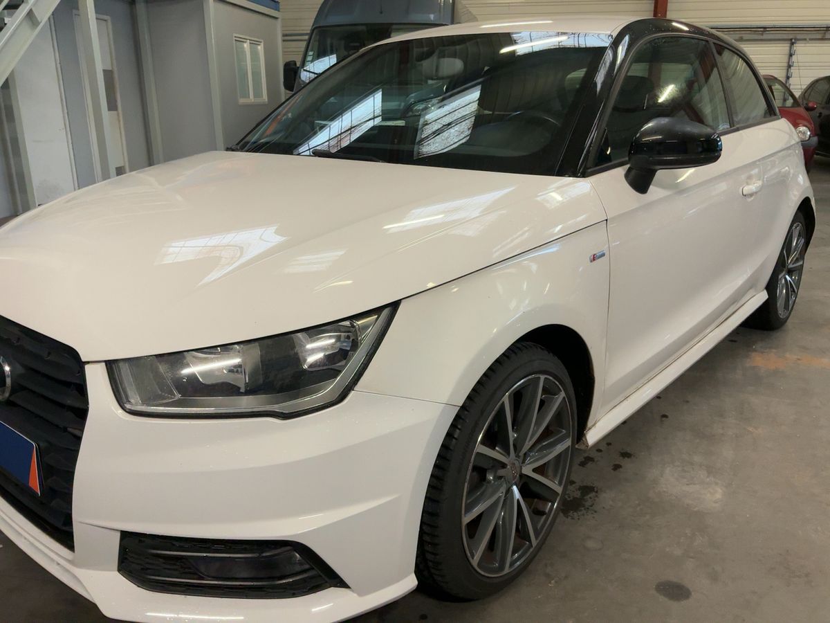 Audi A1 1.0 TFSI Adrenalin