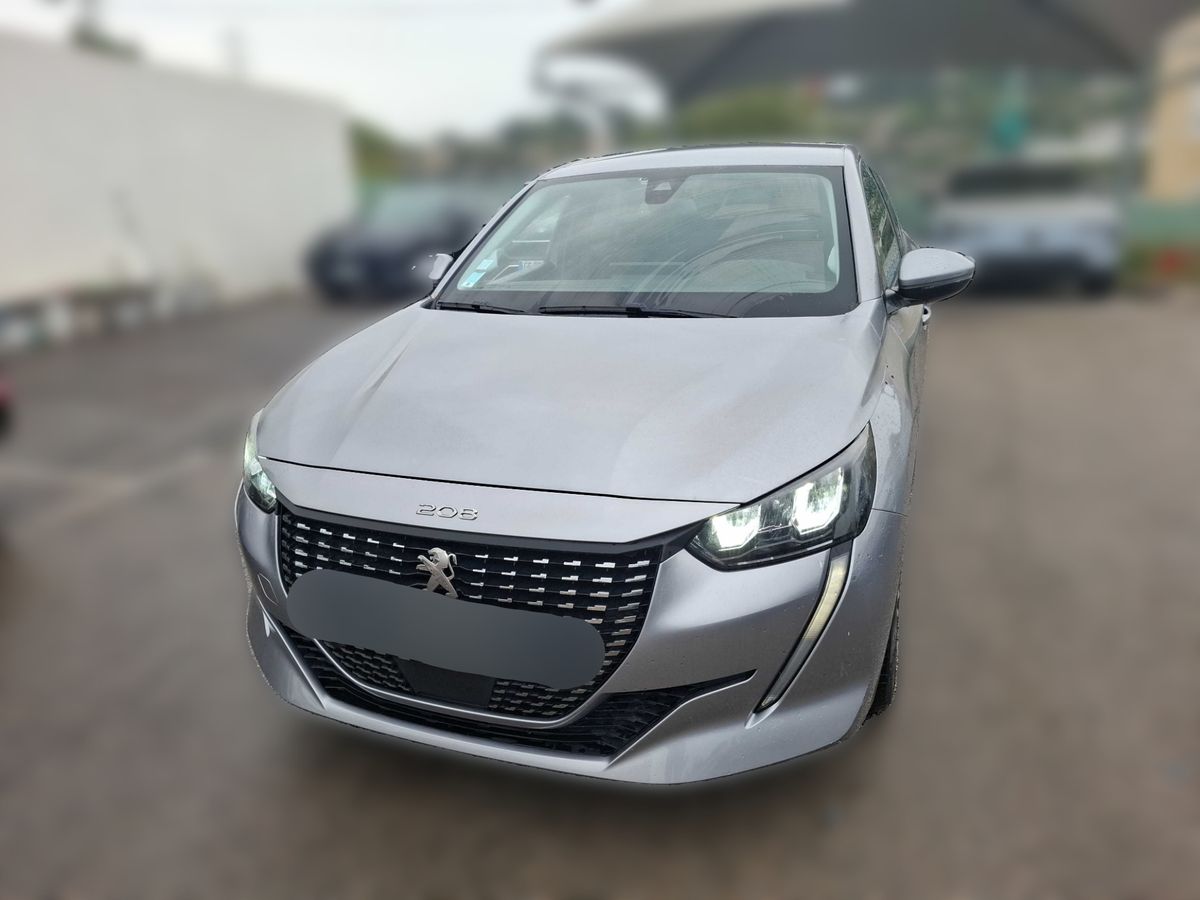 Peugeot 208 2021 — photo 1