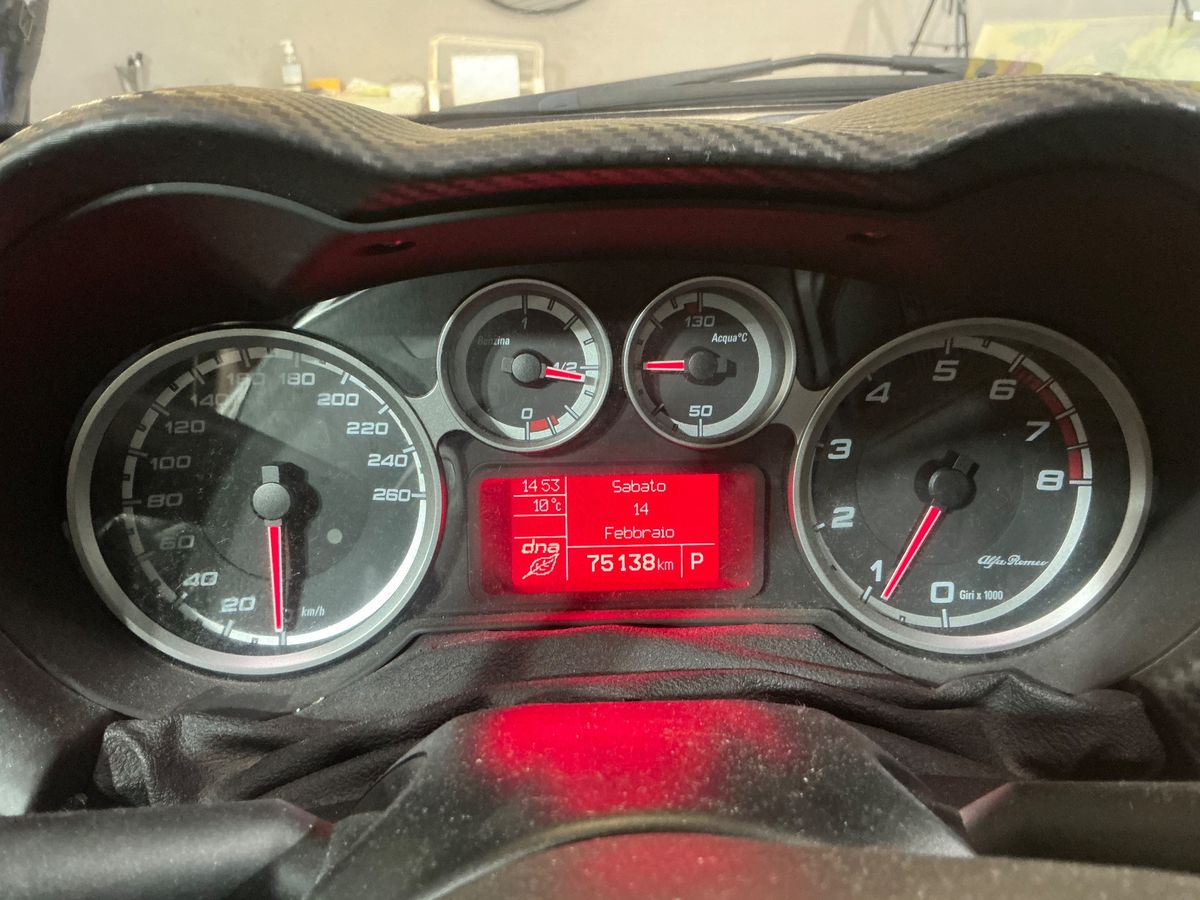 Alfa Romeo 2017 — photo 19