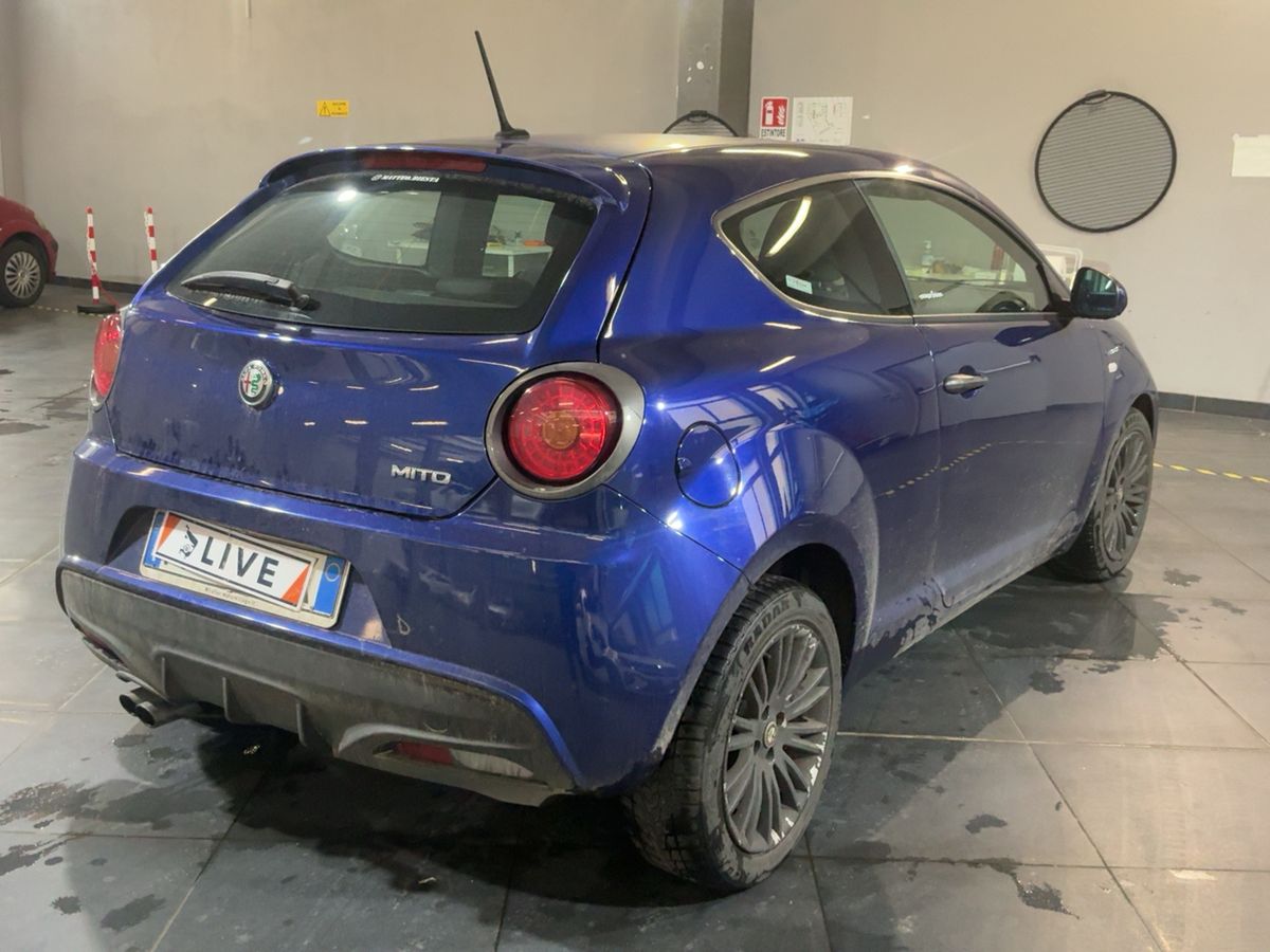 Alfa Romeo 2017 — photo 9