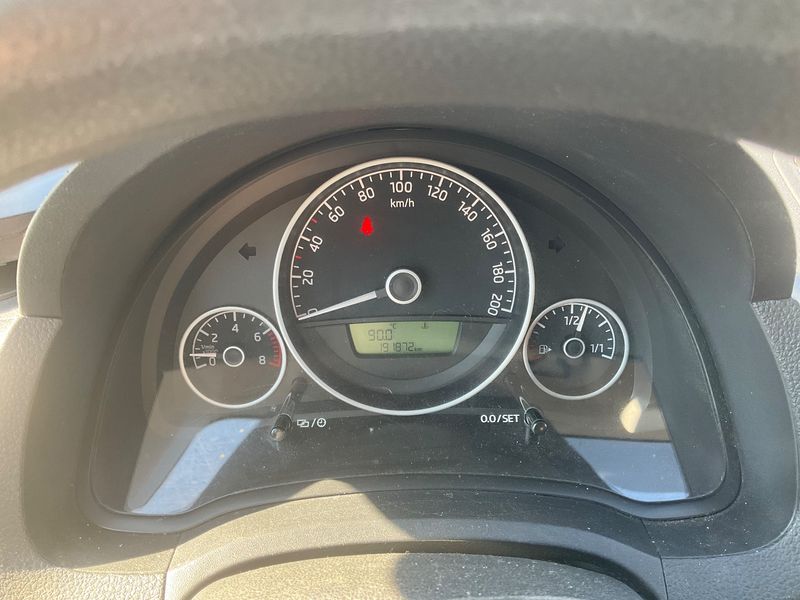 Skoda Citigo 1.0 MPI Elegance — zdjęcie 13