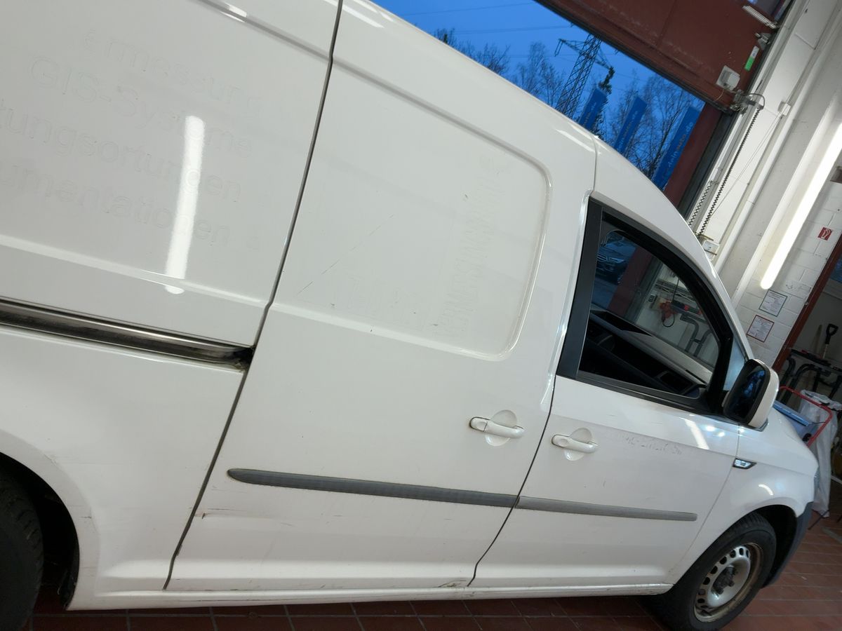 Volkswagen Caddy 2017 — photo 11