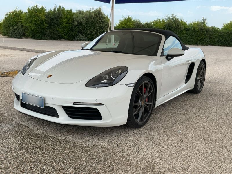 Porsche 718 Boxster S