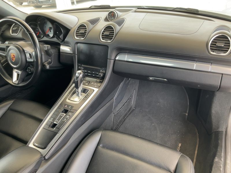 Porsche 718 Boxster S — zdjęcie 12