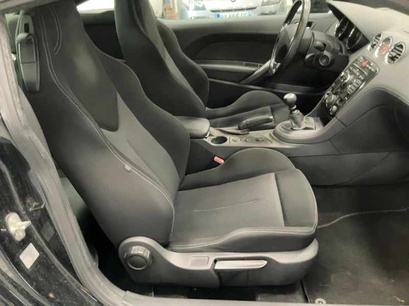 Peugeot RCZ 2.0 HDi Basis — zdjęcie 11