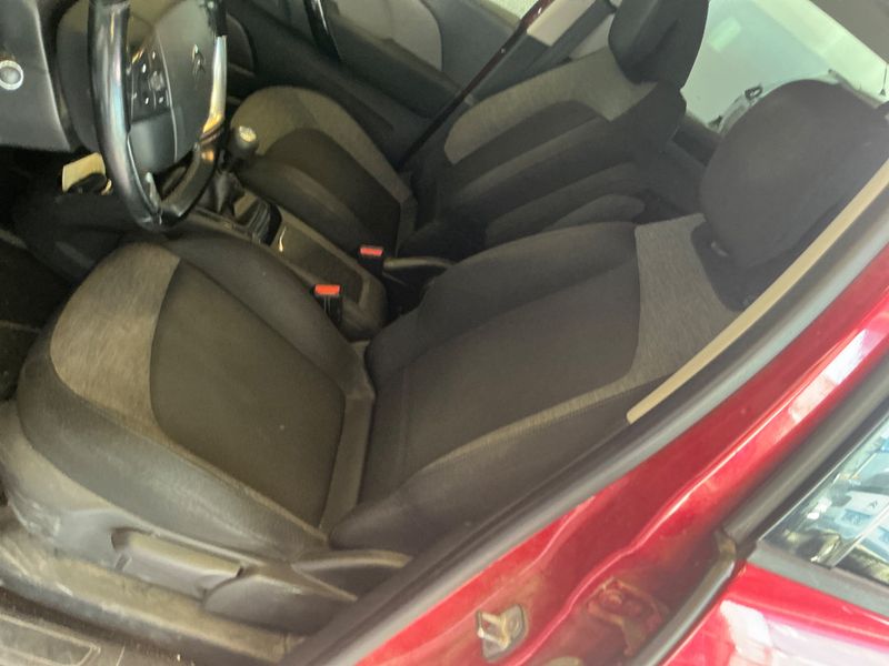 Citroen C4 Grand Picasso 1.6 Blue-HDi Feel 2017 – снимка 28