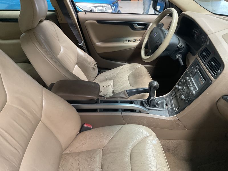 Volvo XC70 2.5 T AWD — zdjęcie 3