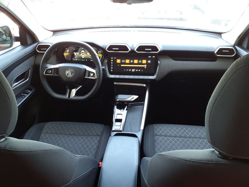 MG ZS 1.5 T-GDI Plug-in Hybrid Comfort — zdjęcie 10