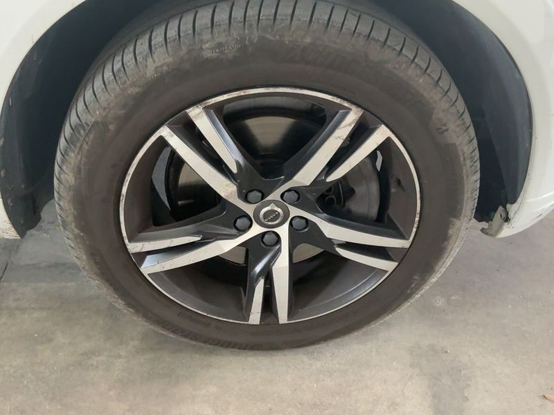 Volvo XC60 2.0 B4 Diesel Mild-Hybrid R Design AWD 2020 – снимка 11