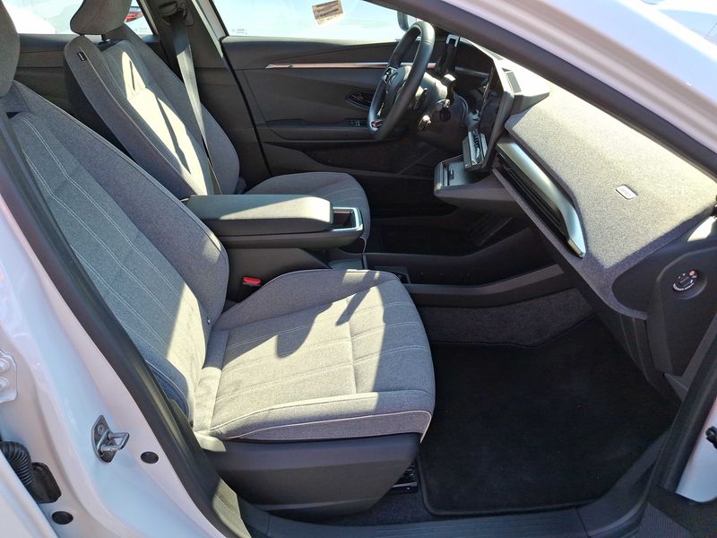 Renault Megane E-Tech EV60 Equilibre — zdjęcie 10