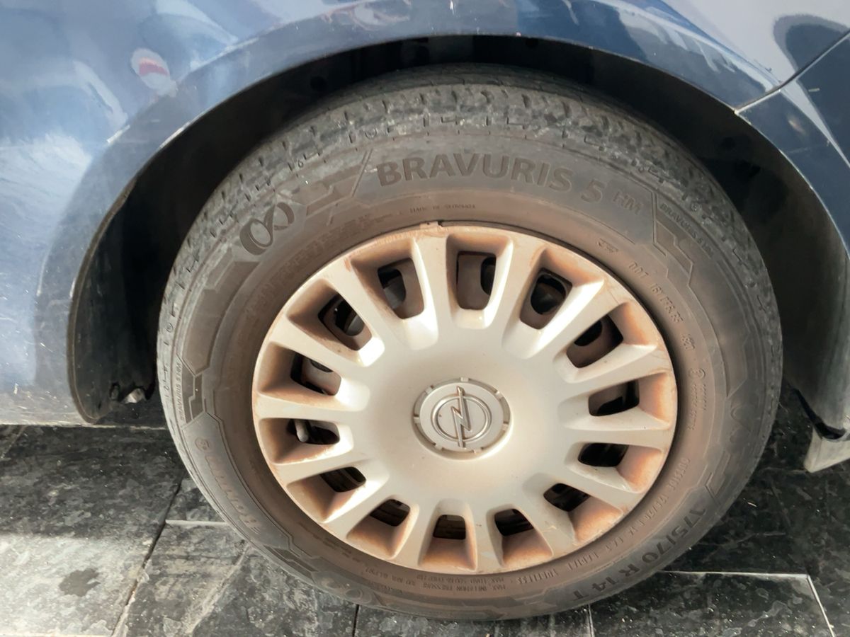 Opel Corsa 2014 — photo 12