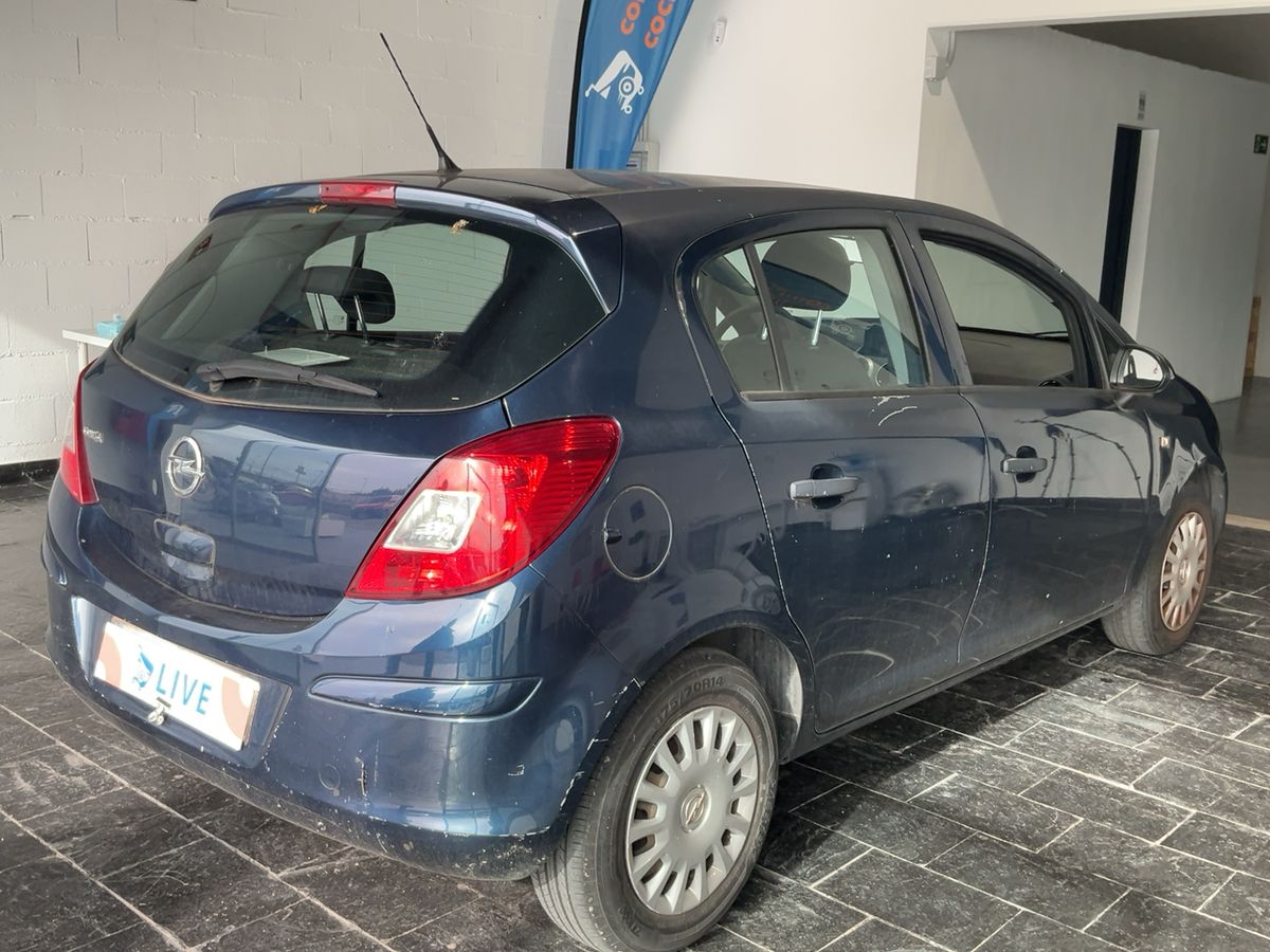 Opel Corsa 2014 — photo 9