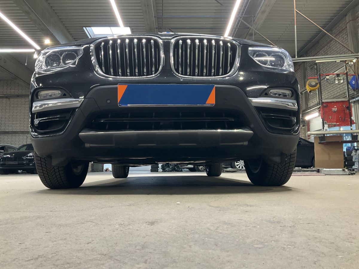 BMW X3 2018 — photo 26