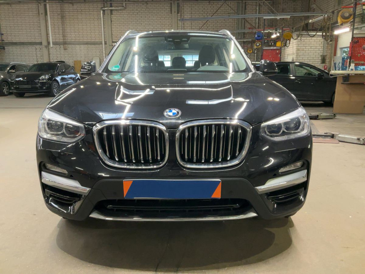BMW X3 2018 — photo 15
