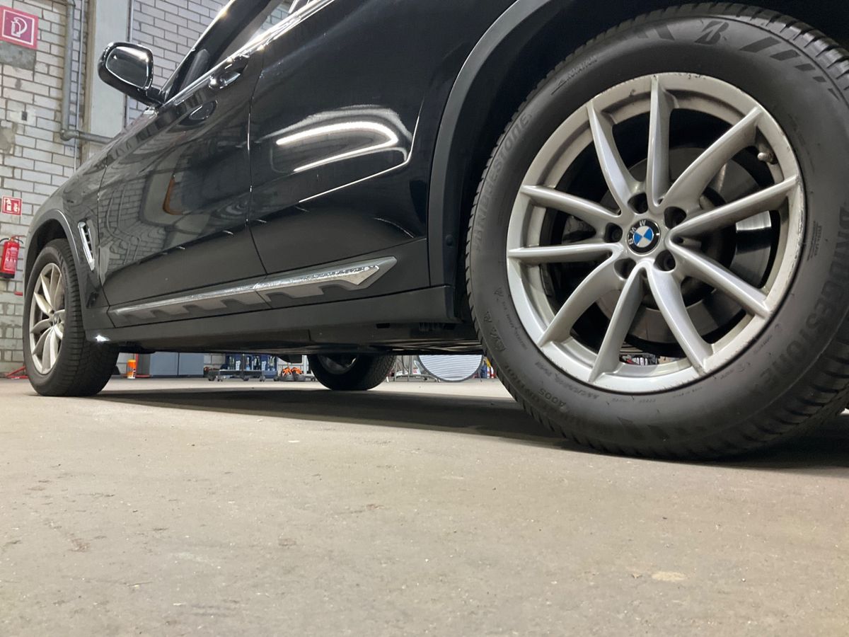 BMW X3 2018 — photo 24