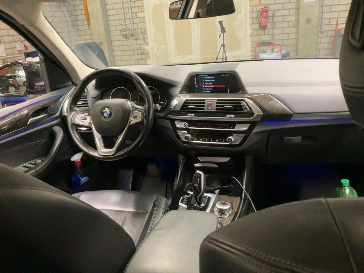 BMW X3 2018 — photo 18