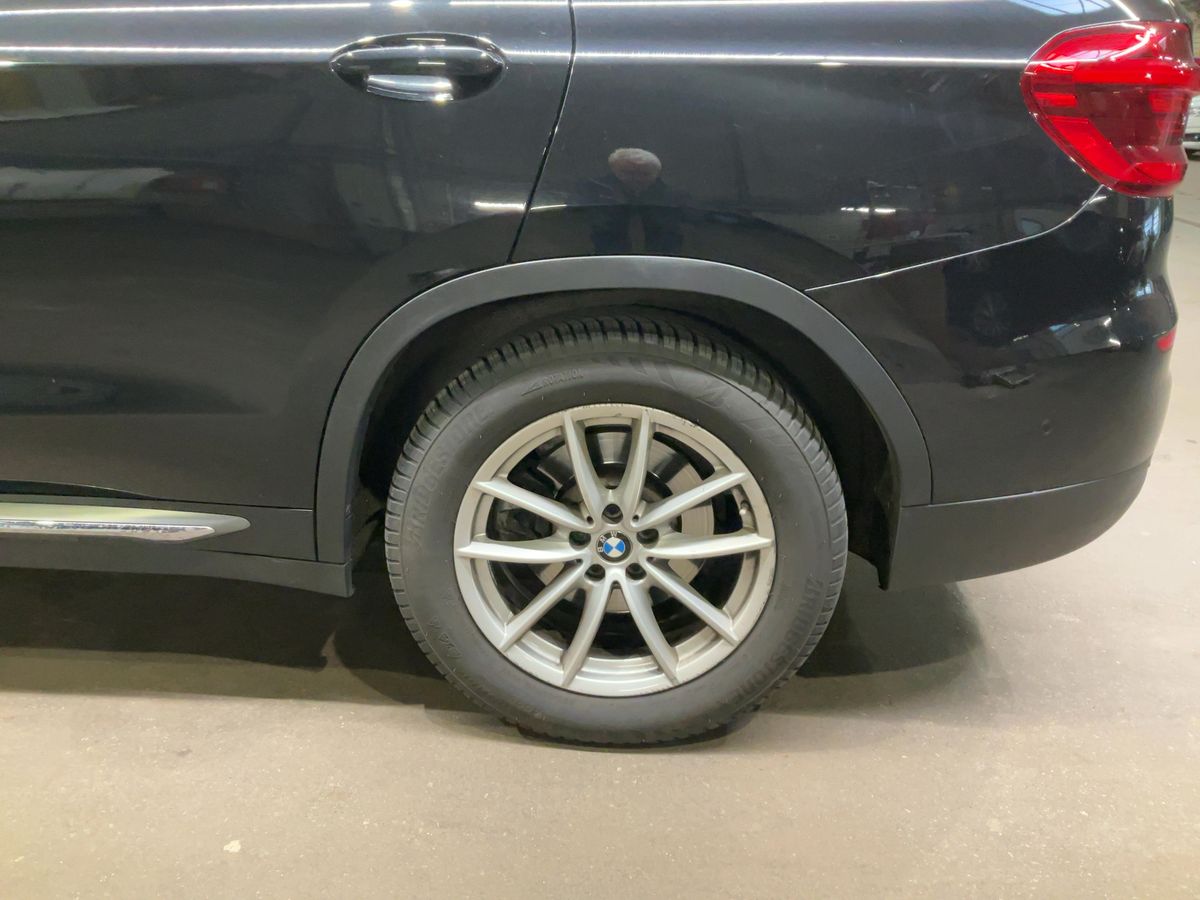 BMW X3 2018 — photo 6
