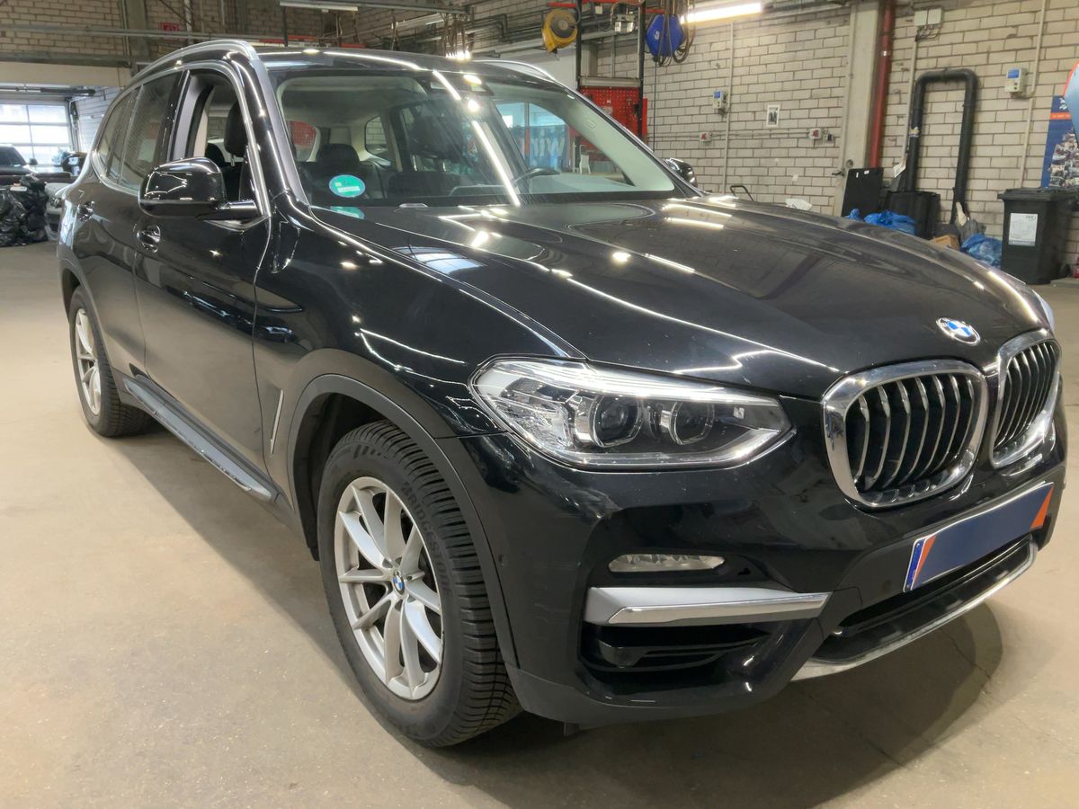 BMW X3 2018 — photo 13