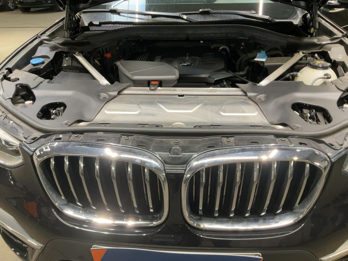 BMW X3 2018 — photo 22