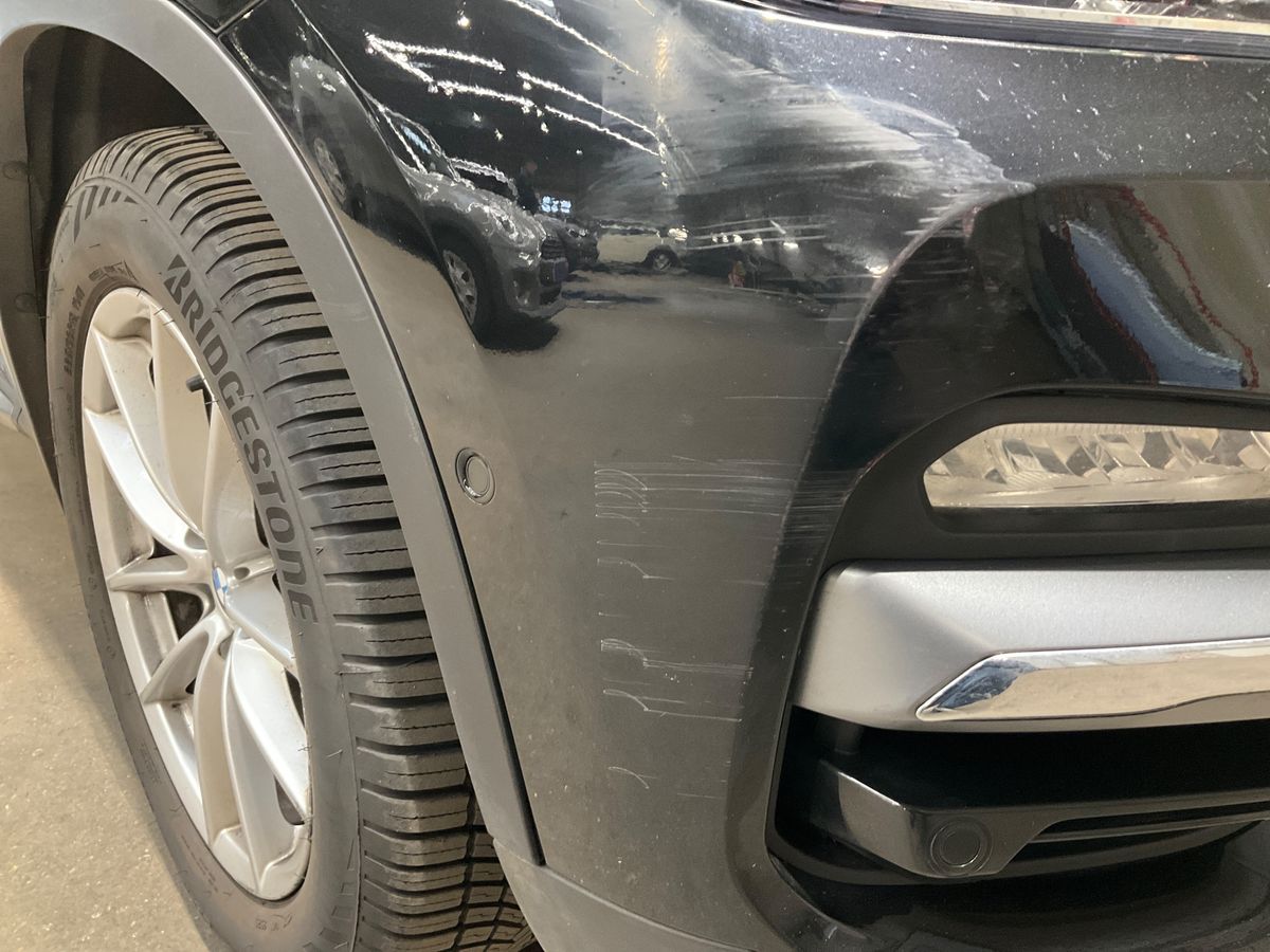 BMW X3 2018 — photo 35